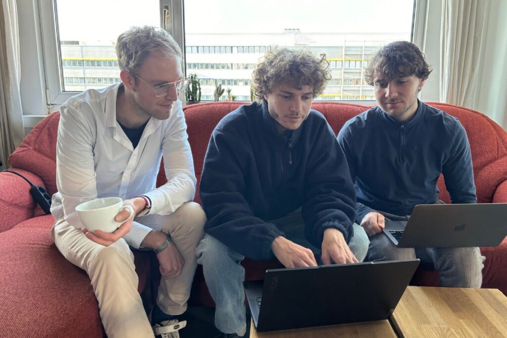 Oliver, Tim und Sean arbeiten zusammen